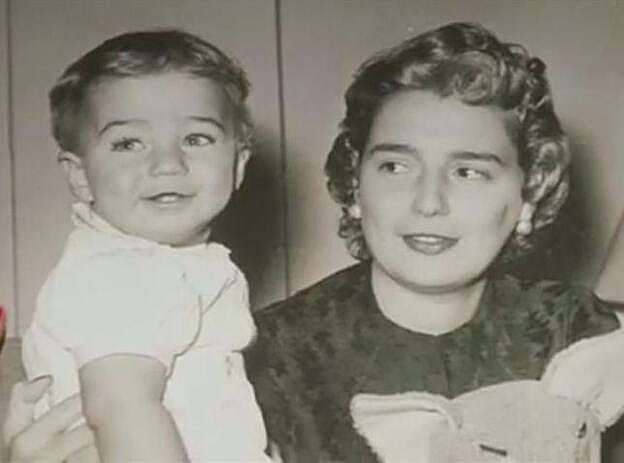 La foto de Bertín con su madre que le hizo llorar.