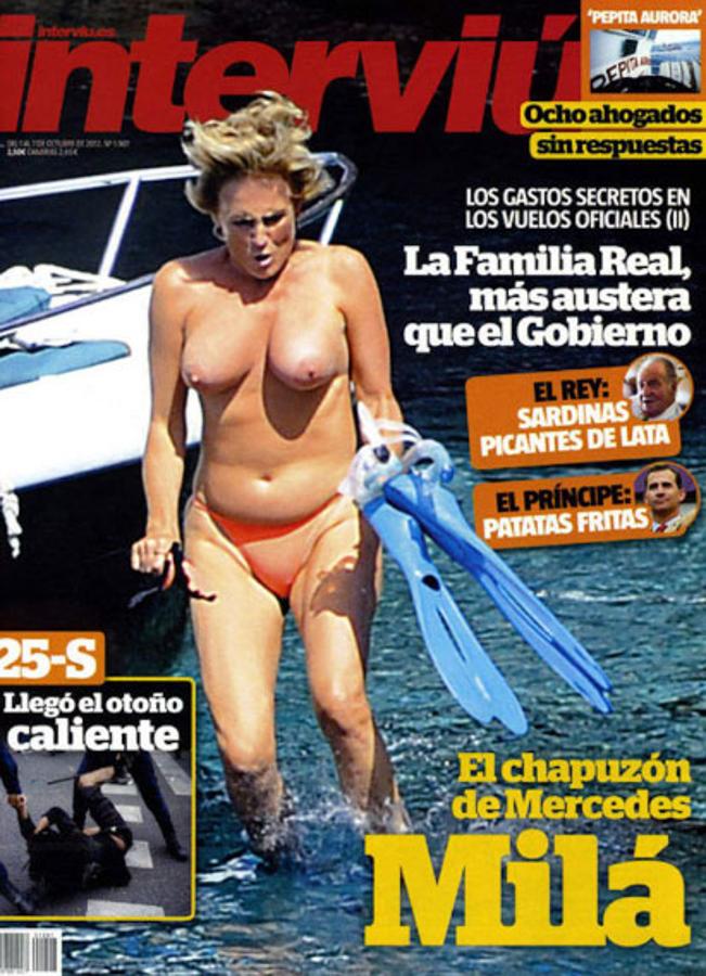 Mercedes Milá fue pillada en 2012 mientras disfrutaba en topless de sus vacaciones en Menorca.