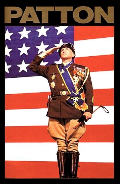 Patton (1970) de Franklin Schaffner, relata las hazañas del general George Patton.