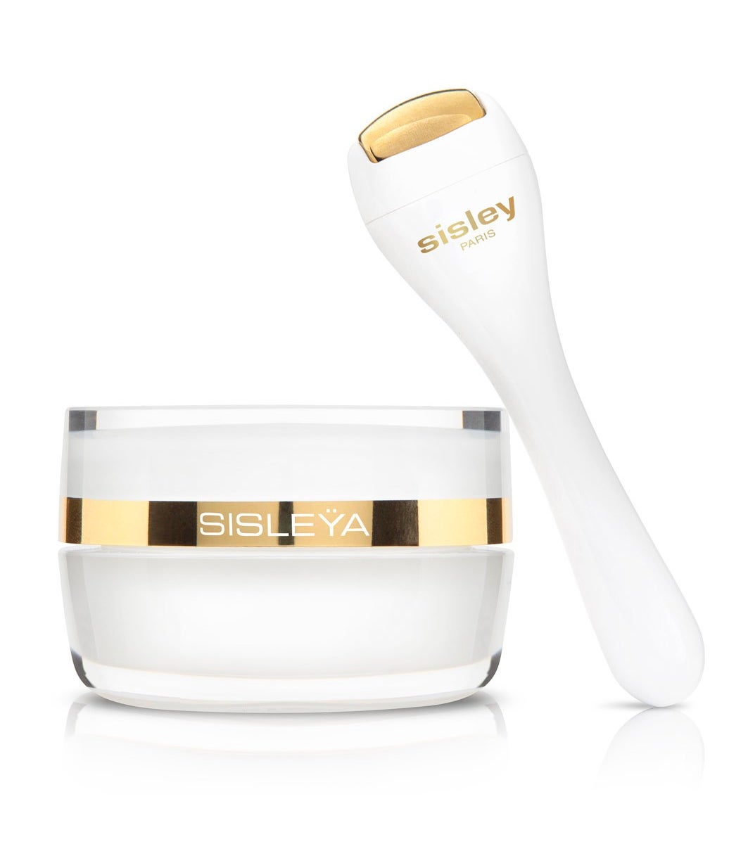 Crema Contorno de Ojo y de labios Sisleÿa L’Intégral Anti-Âge de Sisley. Un tratamiento integral con acción antiarrugas y firmeza, antiblosas y antiojeras. (165€)