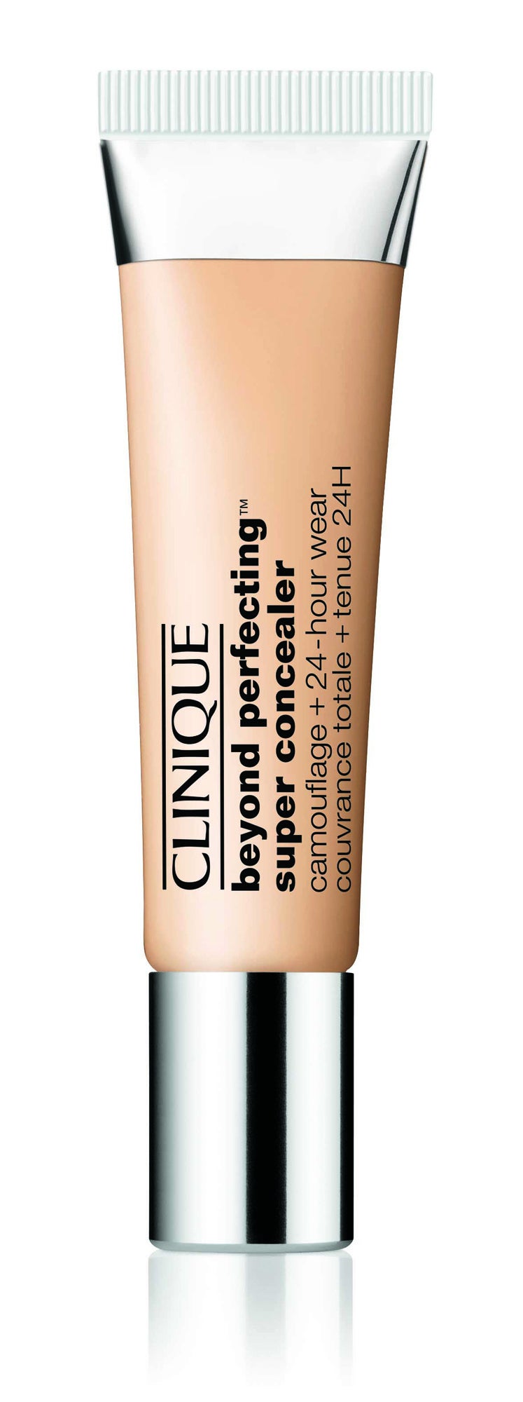 Corrector Beyond Perfecting Super Concealer Camouflage + 24hr Wear de Clinique. Waterproof, corrige las ojeras de forma instantánea. Disponible en 18 tonos. (23€)