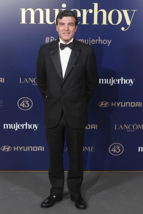 El Dr. José Luis Zamorano fue el ganador del VI Premio al Compromiso Masculino de los IX Premios Mujerhoy.