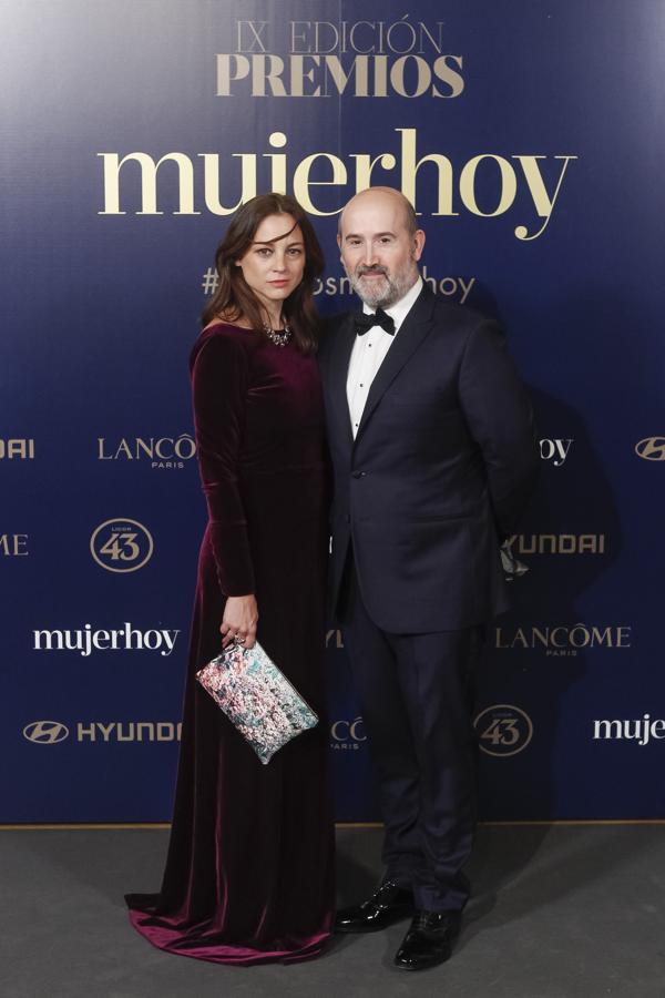 Leonor Watling, de Le Croixé, y Javier Cámara nos conquistaron con su buen rollo en los Premios Mujerhoy.