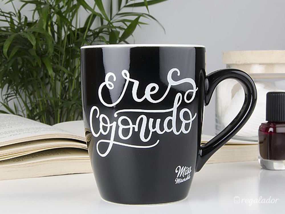 Pero que sepas que a nosotras también nos gusta regalar tanto como que nos regalen cosas originales. Y tenemos la mejor forma de decirte San Valentín que te esperamos con ansias.