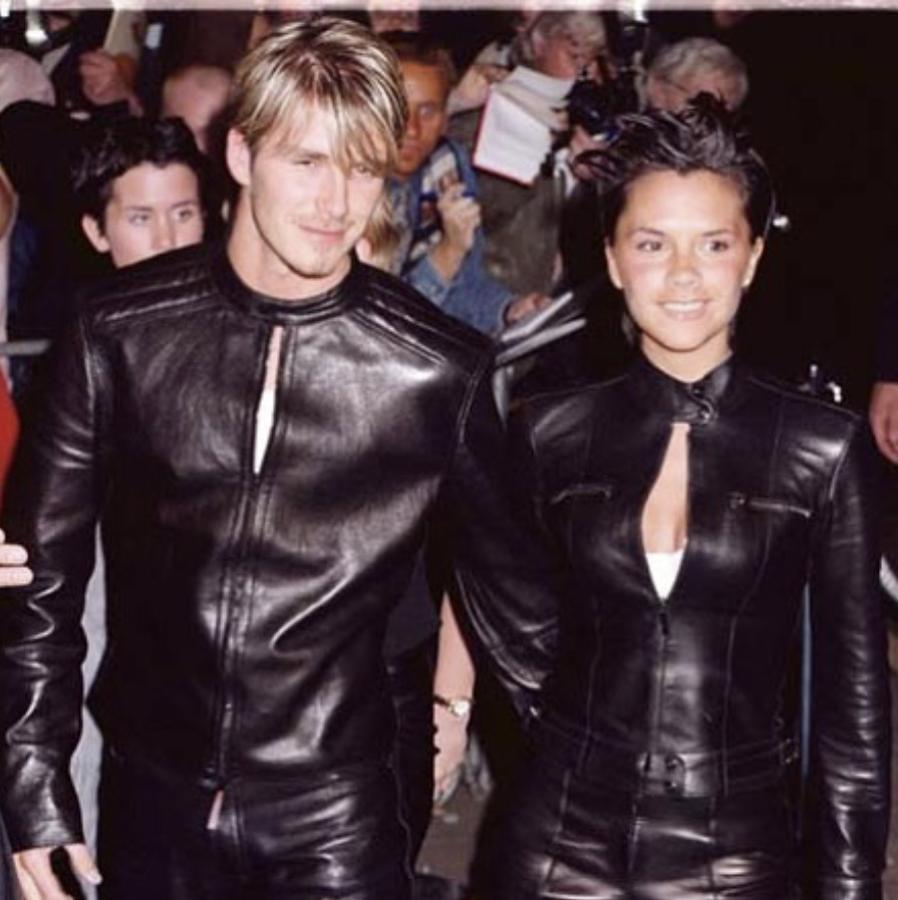 Continuamente, David y Victoria Beckham están posteando fotos de sus hijos y otras en las que aparecen en los inicios de su relación.