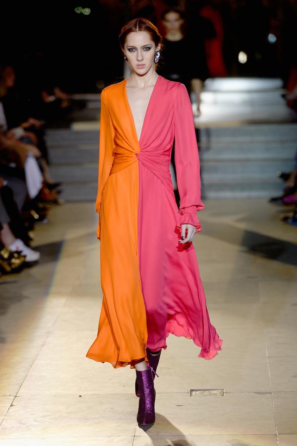 La mujer y el universo femenino han sido la fuente de inspiración y la esencia de las colecciones de Carolina Herrera durante sus 37 años al frente de su firma.