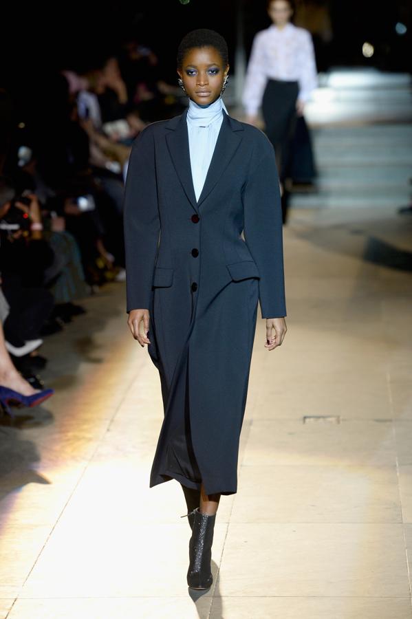 El patronaje exquisito de Carolina Herrera ha quedado patente en la última colección presentada por la diseñadora en la Semana de la Moda de Nueva York.