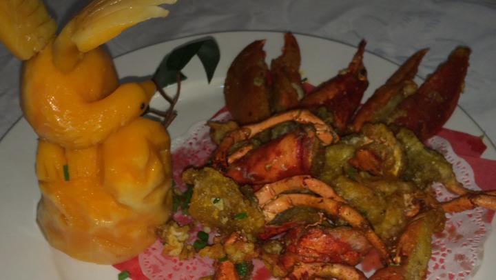 Restaurante Buen Gusto no hace justicia a su nombre en el emplatado, pero sus más de 100 especialidades merecen la pena al paladar más que a la vista. Dónde: Pº Sta. Mª de la Cabeza, 60, Madrid.