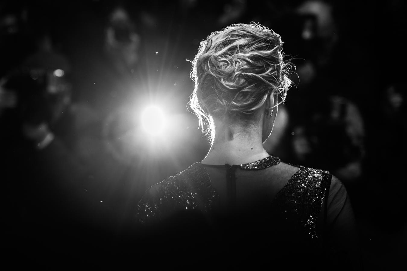 Detalle del peinado de Greata Grewig.