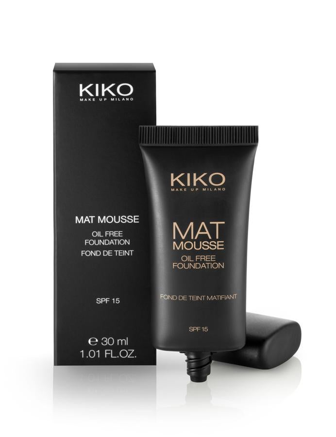 Mat Mousse Foundation de Kiko Milano. Base de maquillaje en espuma con principios activos matificantes. No comodogénica. Con una textura ligera y cremosa. (12,95€)