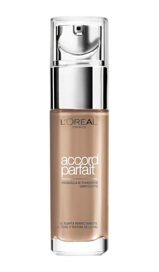 Accord Parfait de L’Oréal Paris. Una base de maquillaje apta para todo tipo de pieles. Con pigmentos invisibles al ojo para unificar el tono con un resultado natural. (15€)