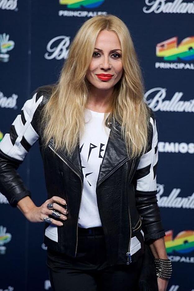 Marta Sánchez podría cantar el himno de España en la Copa del Rey.