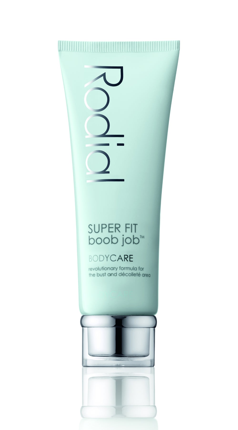 Boob Job de Rodial. Un producto específicamente diseñado para mejorar el aspecto del pecho y la zona del escote que además aporta volumen. (75€)