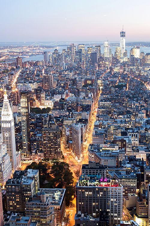 Nueva York, la ciudad donde más películas se han rodado. Nuestras favoritas: 'Titanic', 'King Kong', y 'Desayuno con diamantes'.