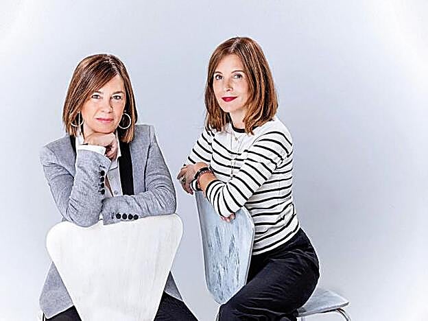 Charo Izquierdo y Laura Ruiz.