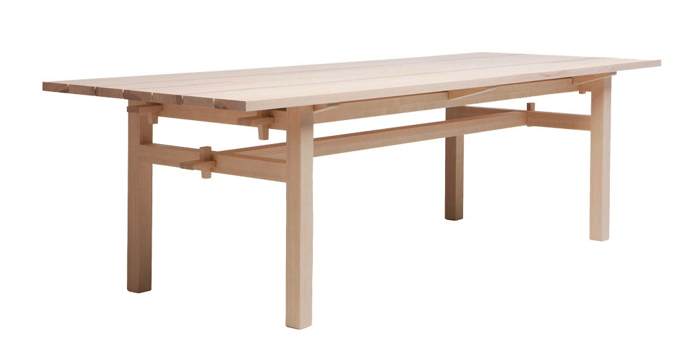 En la feria también hemos visto resurgir la artesanía más clásica, como esta sencilla mesa Arkipelago, de Nikari.