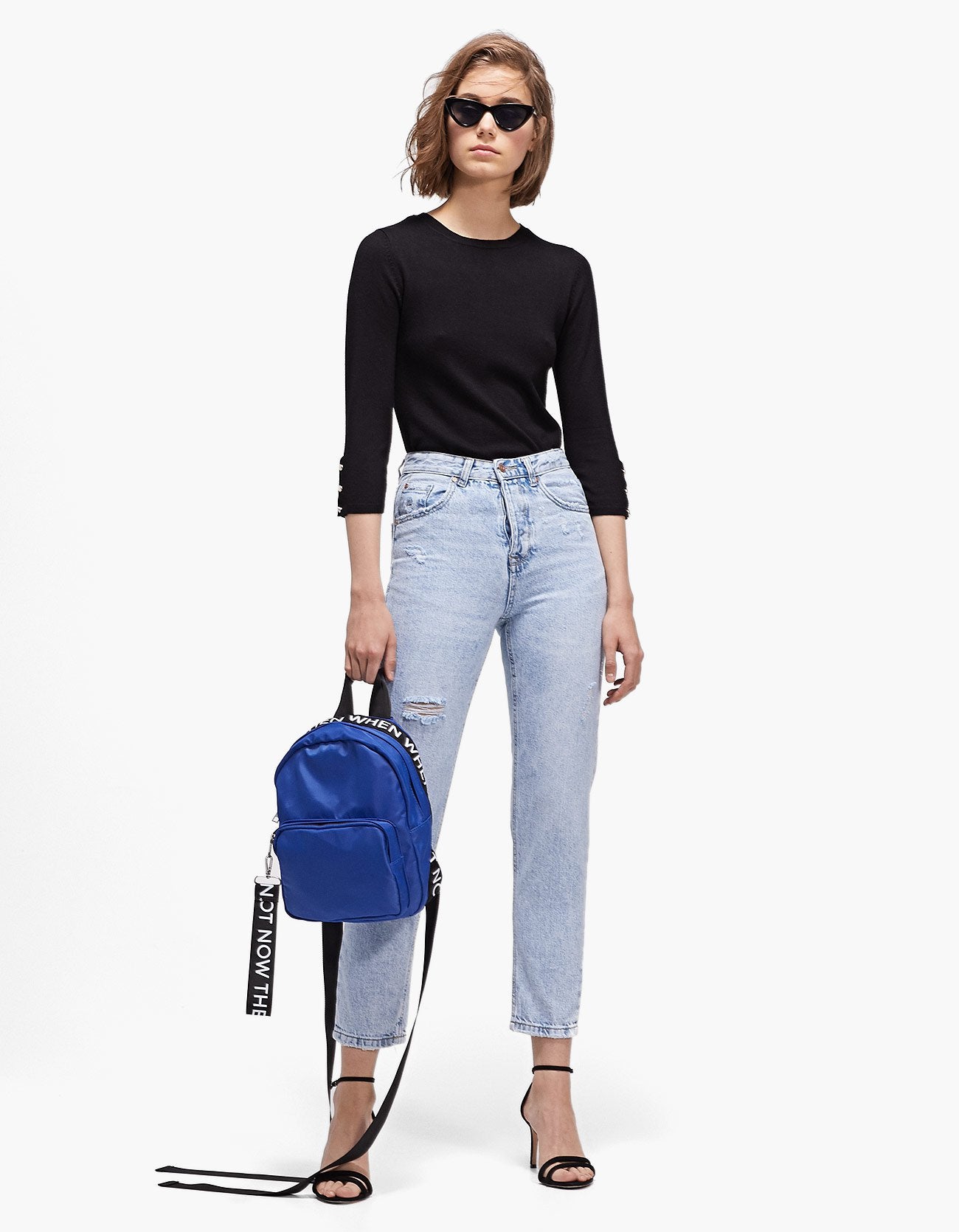 Vaqueros de Stradivarius (25.99 euros).