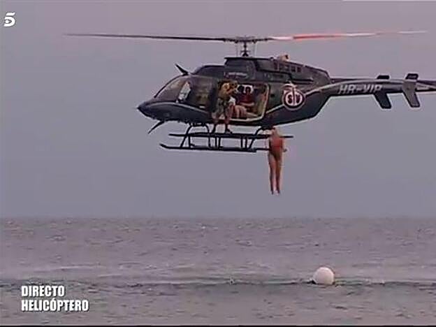 Raquel Mosquera saltando al vacío.