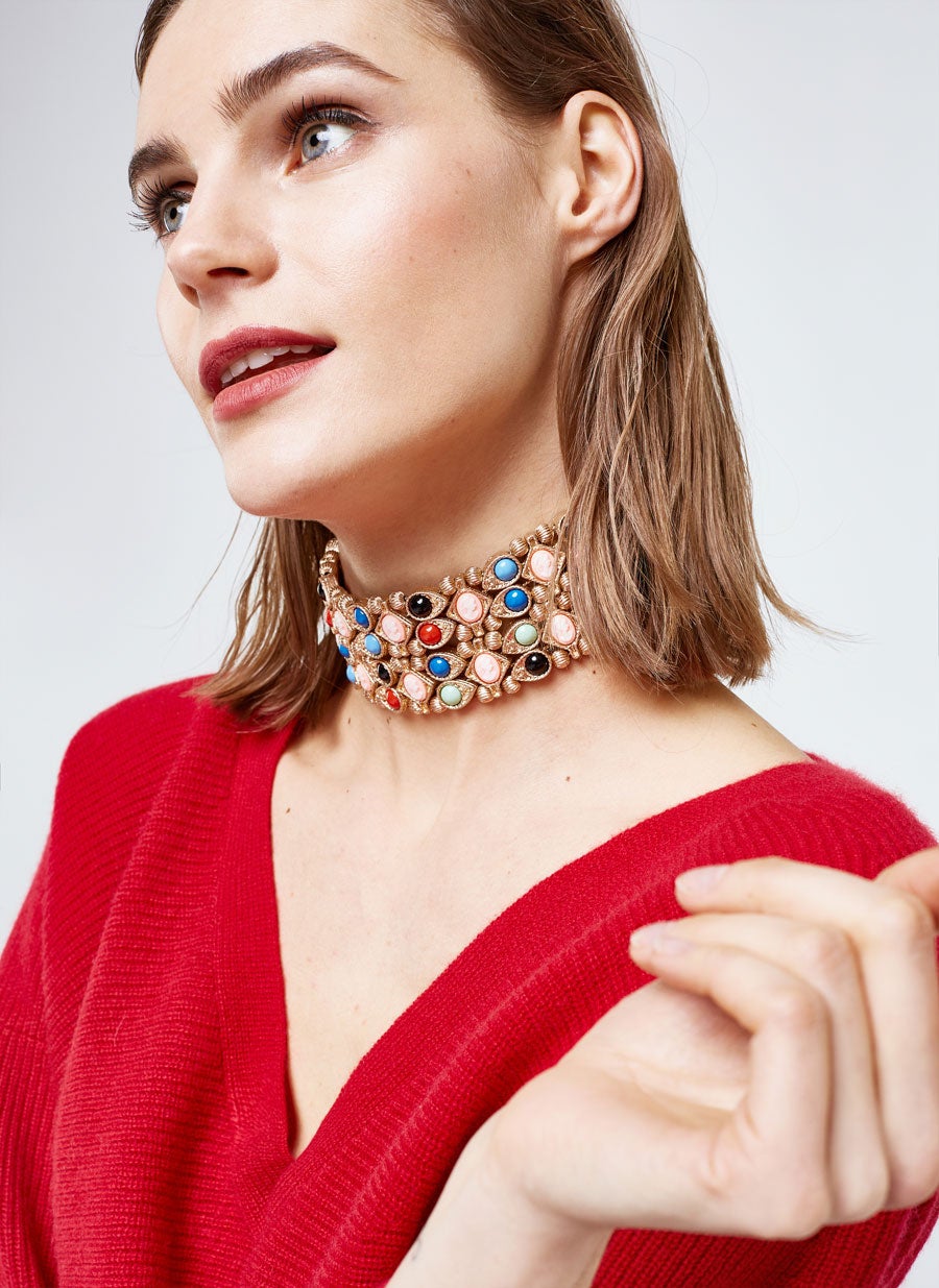 Choker elástico de Uterqüe: 69 euros.