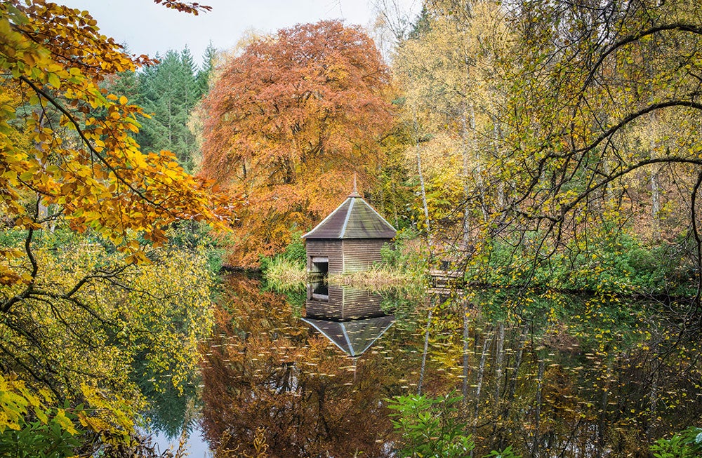 Glasgow, la ciudad más industrial de Escocia, es el punto de partida de The West Higland Line. En la ciudad, no dejes de visitar los edificios art nouveau de Mackintosh y disfrutar de una pinta y música en directo en sus pubs. Para dormir, Lorne Hotel, desde 100 euros (www.thelorneglasgow.com).