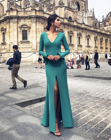 La influencer Meryl Turiel con vestido de Rocio Osorno Costura.