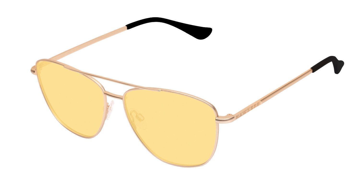 Gafas de sol de color amarillo de Hawkers: 40 euros.