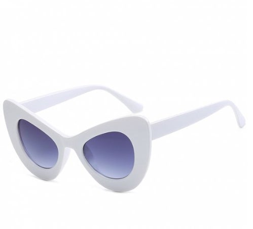 Gafas de sol con montura blanca de Zaful: 5,28 euros.