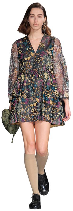 La moda portuguesa sigue creciendo en calidad y cantidad de propuestas. Y la prueba son las nuevas colecciones presentadas en Lisboa. (Desfile: Alexandra Moura).