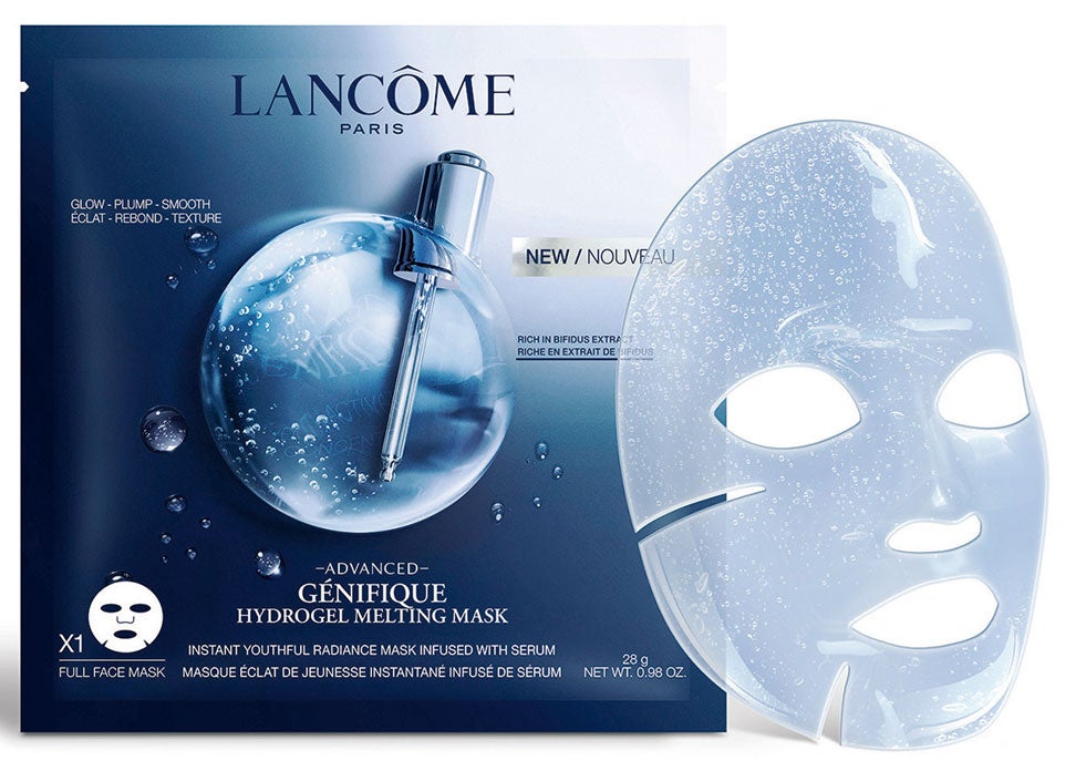 Si tus cuidados se reducen al mínimo, prueba al menos la doble limpieza nocturna y la mascarilla al menos una vez a la semana. Advanced Génifique Mascarilla Fundente Hidrogel de Lancôme (15 €).