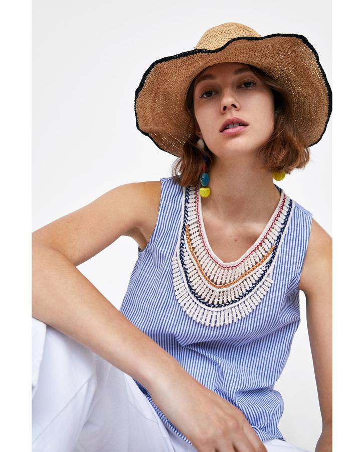 Top de rayas de Zara: 25,95 euros.