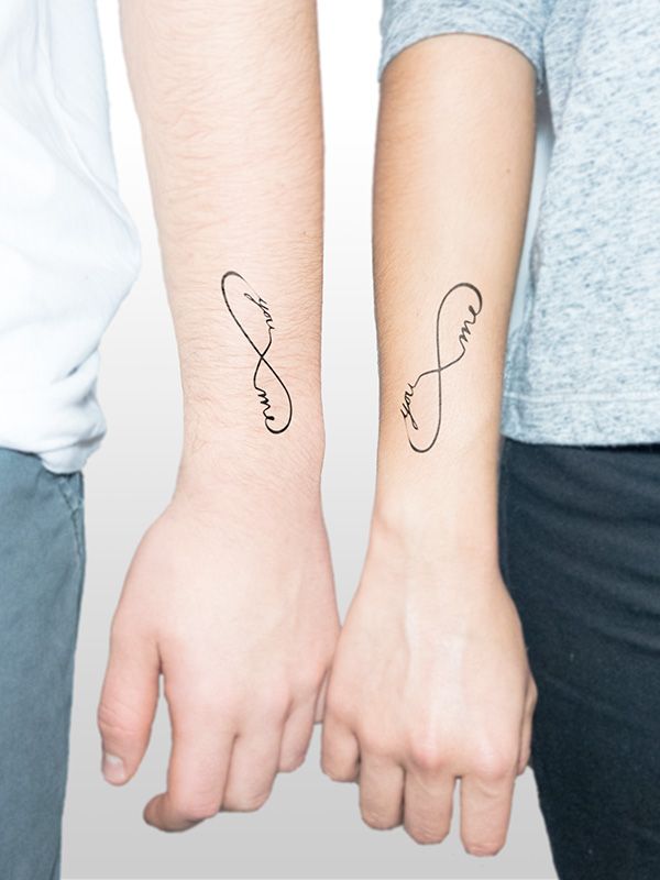Tatuaje temporal you and me de tiendadetatuajes:3,95 euros.