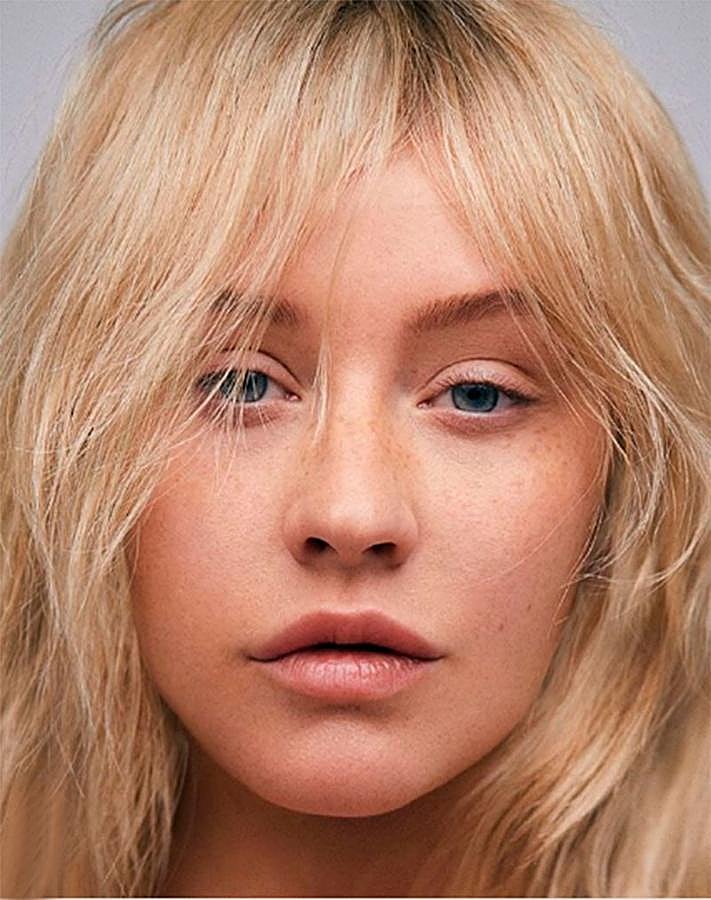 Así es la cara de Christina Aguilera recién levantada de la cama.
