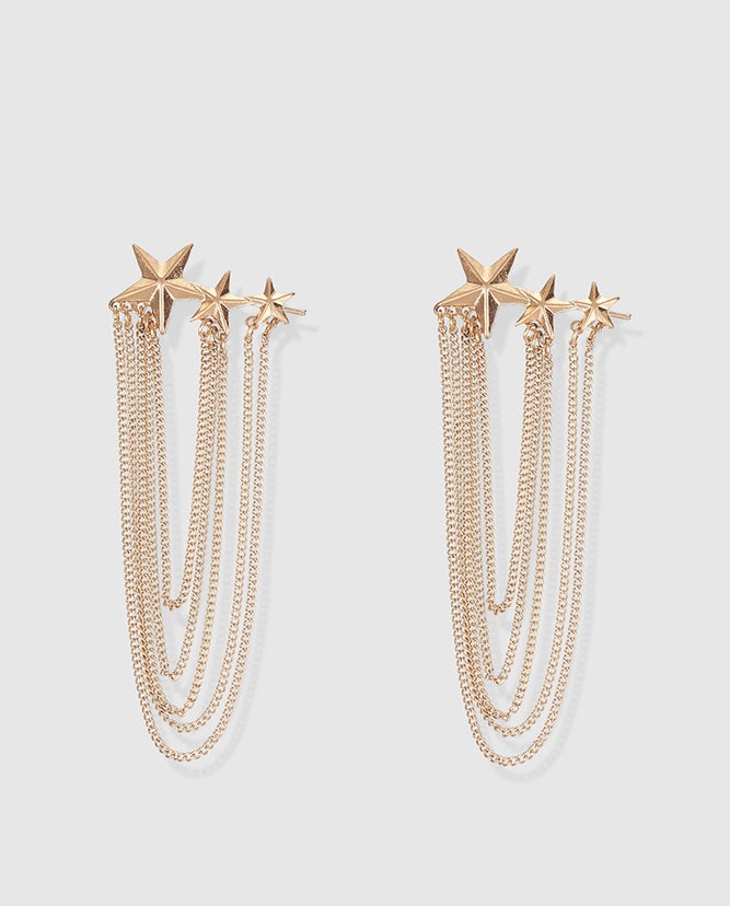 ¿Lo mejor? Si sube el termómetro, puedes ir quitando capas. Combínalos con estos pendientes de Greencoast.