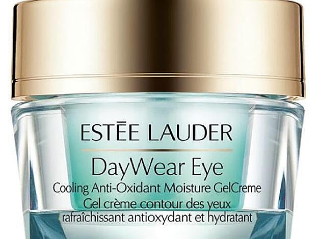 Galería. ¿Cómo eliminar las bolsas de debajo de los ojos? ¡Haz clic en la imagen!