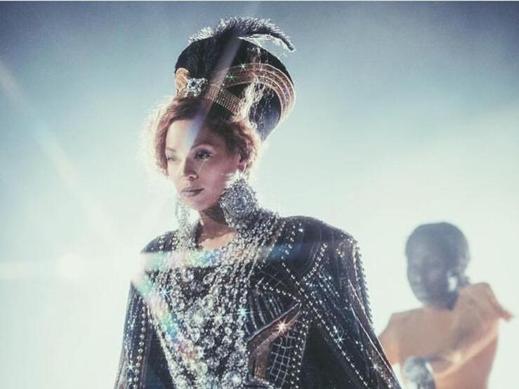 Fotos: Así dibujó Olivier Rousteing los modelazos de Beyoncé en Coachella