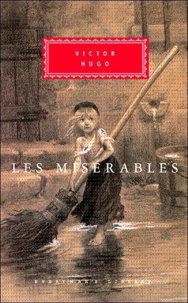 Un clásico casi obligado, Los Miserables se ha convertido es una de las novelas más importantes del siglo XIX. Representa la época del Romanticismo a través de su poderoso argumento y sus personajes enfrentados a graves conflictos morales. Una historia de grandes lecciones que compensará el esfuerzo de haberlo leído.