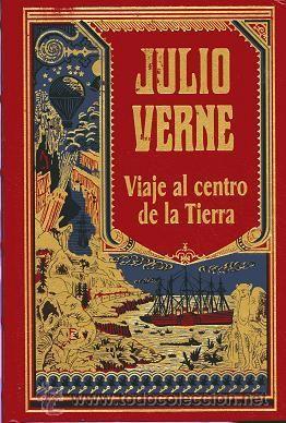 Fue publicada en 1864 y es por excelencia, una de las mejores novelas clásicas de aventuras. La historia narra el viaje que emprende un profesor al centro del globo terráqueo a partir de un viejo pergamino, que deberá ir descifrando junto a su sobrino y un guía.
