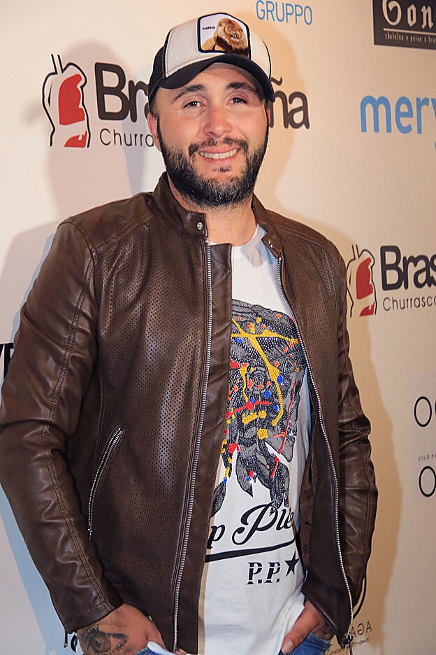 Kiko Rivera muestra su báscula y desvela su peso