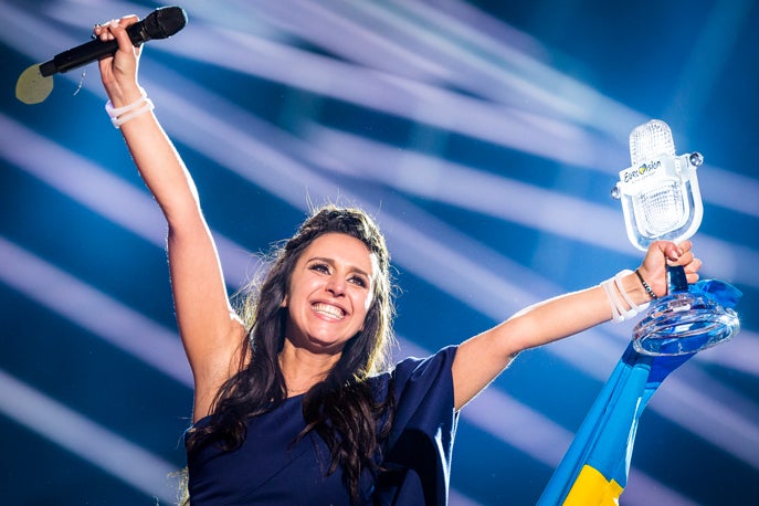 2016: Ucrania se alzó con el primer puesto de la mano de la cantante Jamala y su canción '1944'.