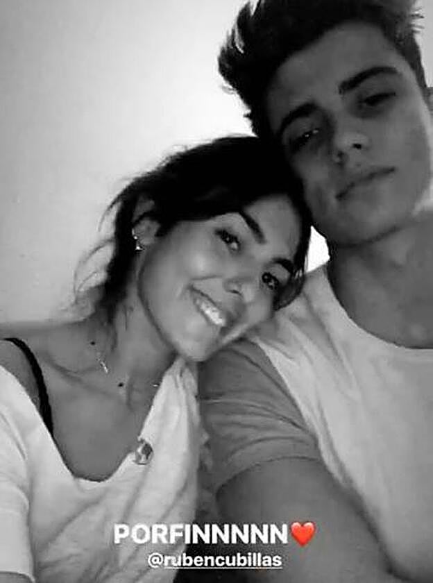 La hija de Paz Padilla ha posado en sus redes con su posible novio