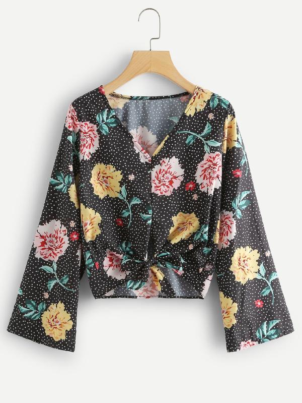 Top de lunares con estampado floral de Shein: 10,95 euros.