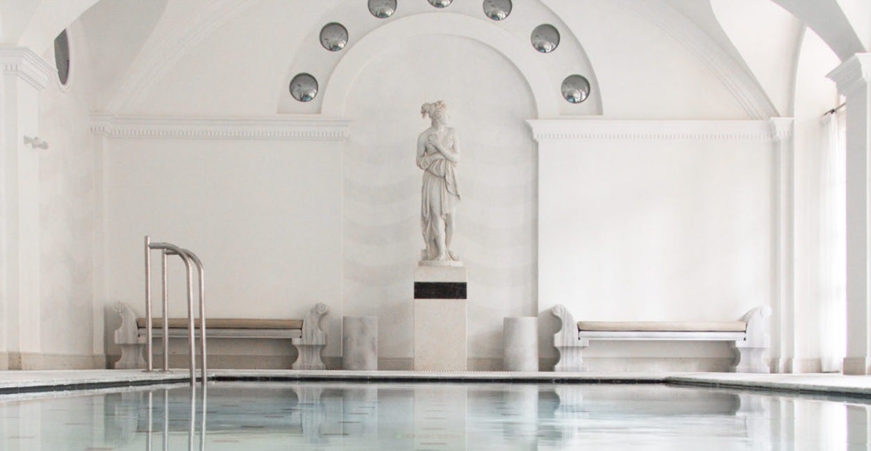 El balneario del Hotel Villa Padierna Palace (situado en Marbella, Málaga) es un verdadero palacio toscano repleto de arte.