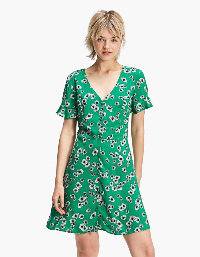 Minivestido print con botones forrados, 9,99 euros.