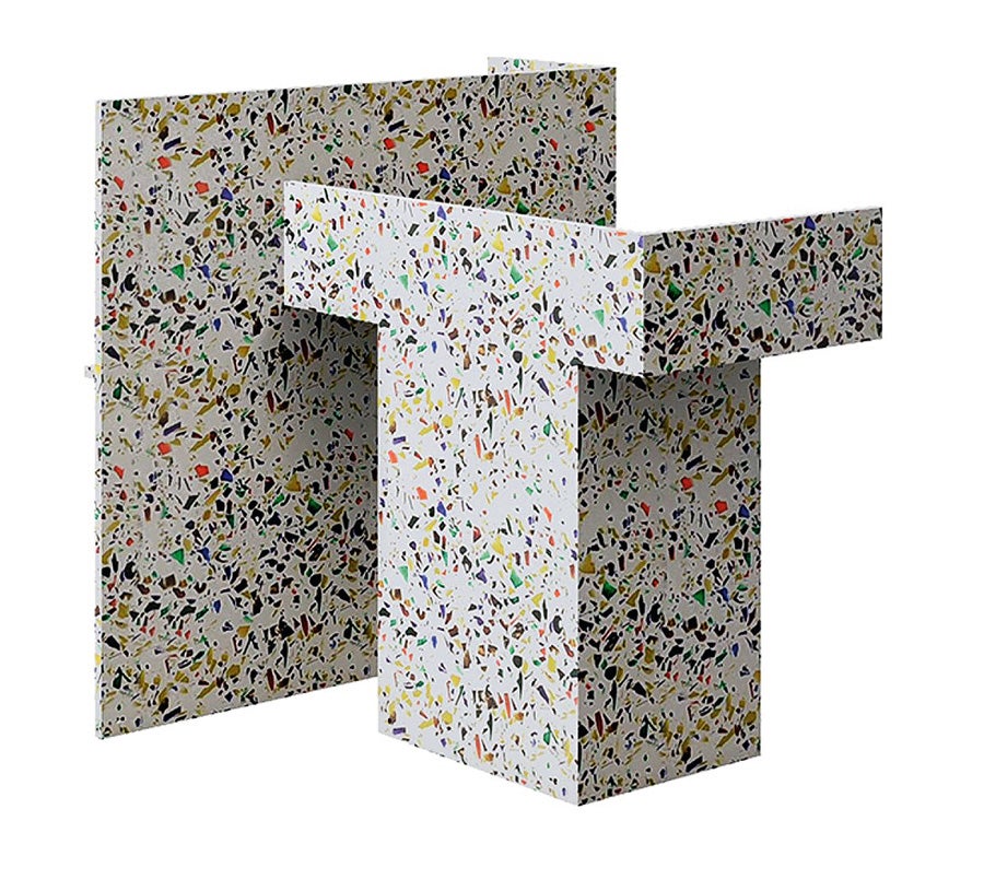 Jugando con ilusiones ópticas e intersecciones de elementos lineales, ha diseñado para Cappellini Radikàl Fake, una pieza que es mesa y estantería.