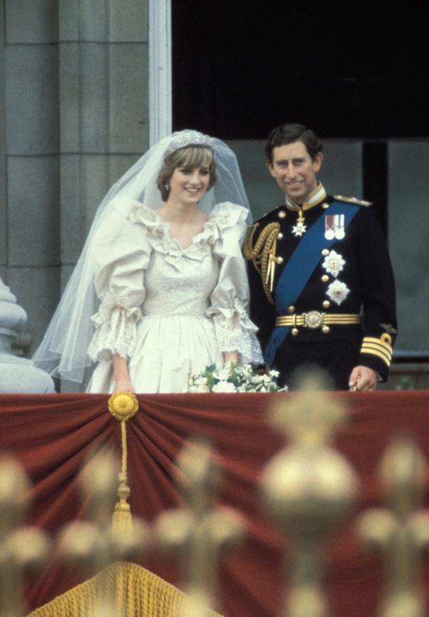 Lady Di pasó a ser la princesa Diana el 29 de julio de 1981 al ar el 'sí, quiero' al príncipe Carlos de Inglaterra.