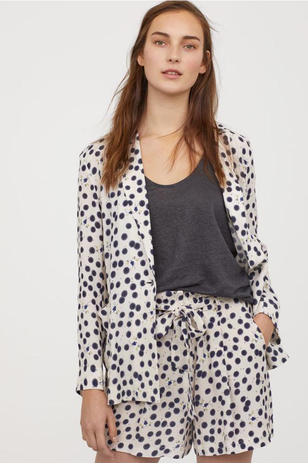 Short de lazo de lunares, 24,99 euros.