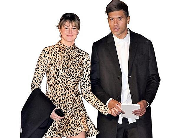 Shailene Woodley y Ben Volavola.