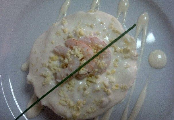 Cremosa, con los sabores perfectamente integrados y servida con langostinos frescos, la ensaladilla rusa del Restaurante Frutos de Torremolinos (Avenida Riviera, 80) fue nombrada hace unos años como la mejor de España. Por algo será...