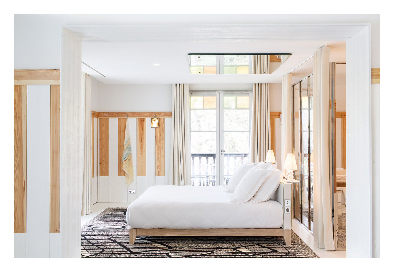 Philippe Starck firma la remodelación del Ha(a)ïtza, uno de los hoteles más glamourosos de Burdeos. haaitza.com.