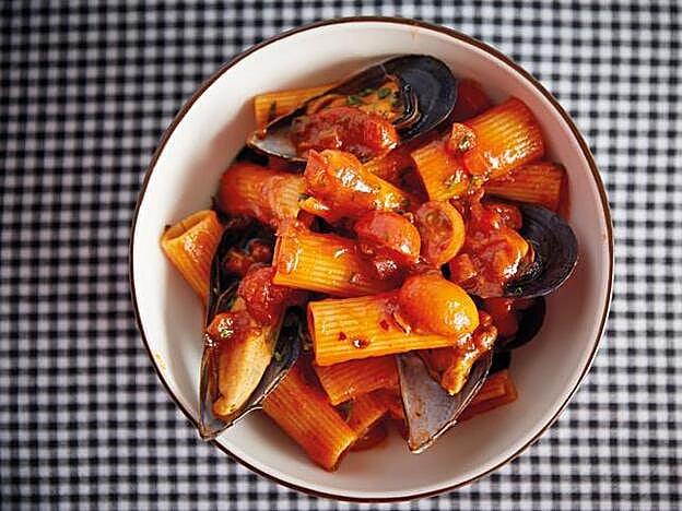 Patsa con mejillones para sorprender a tus invitados.